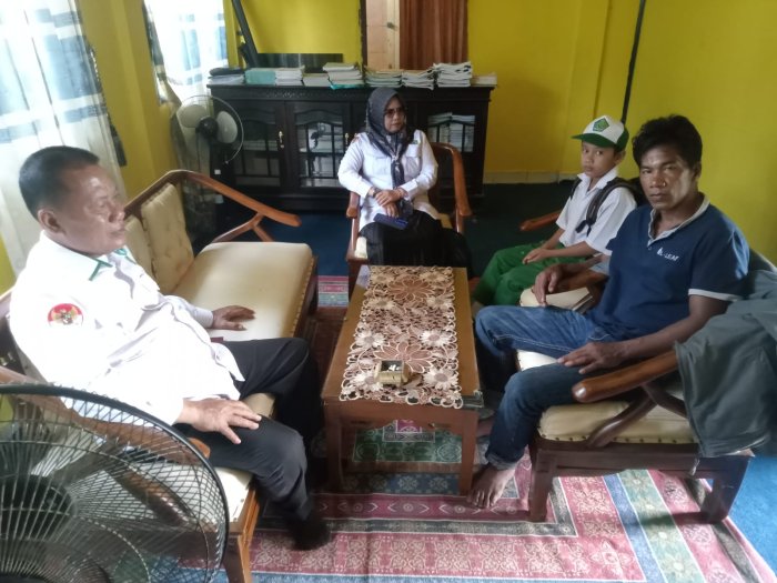 Selesaikan Masalah Kenakalan Siswa, Kepala MIN 3 Bungo Undang Orang Tua ke Ruang Kerja