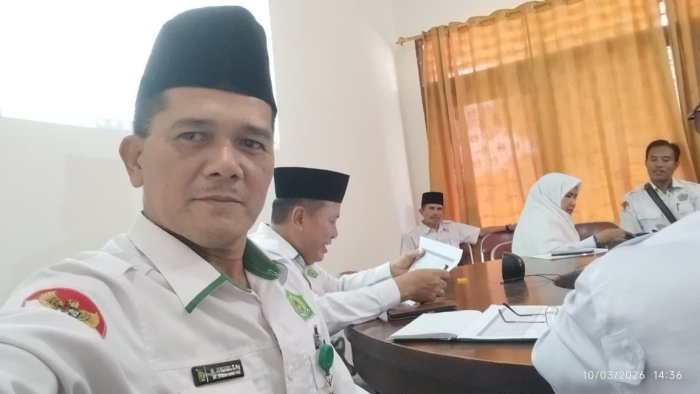 Kepala MIN 3 Bungo Hadiri Rapat Persiapan Pembagian Zakat Profesi di Kemenag Bungo
