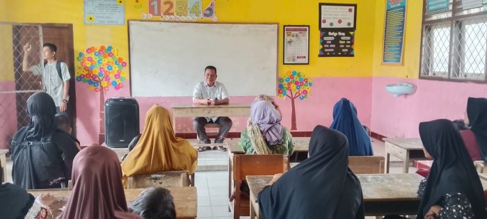 Wujud Kepedulian, MIN 3 Bungo Salurkan Bantuan Sembako kepada Wali Murid