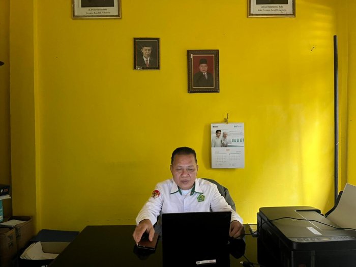 Kepala MIN 3 Bungo Ikuti Zoom Meeting MBG Bersama Kanwil Kemenag Provinsi Jambi